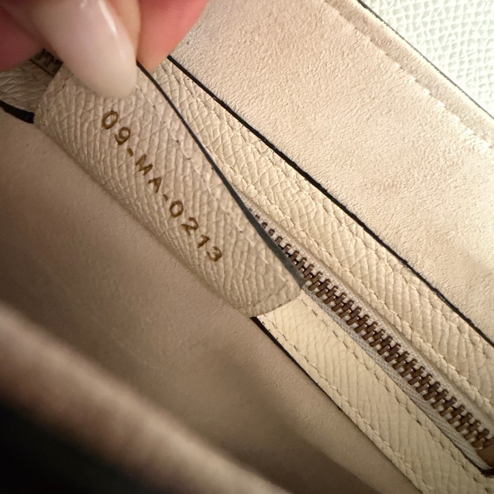Dior Medium white saddle bag with strap - Picture 15 of 16